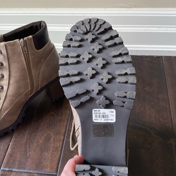 A MTL 1980 Fall Booties 10W - Picture 3 of 9